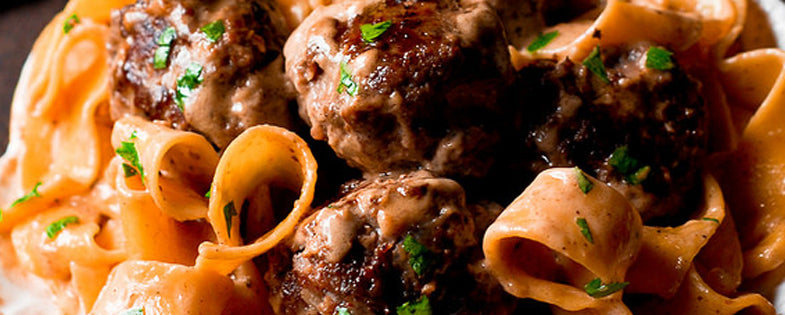 Creamy Pasta with Meatballs