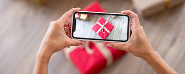 Deck the Feeds: Boost Engagement with Holiday-Themed Content