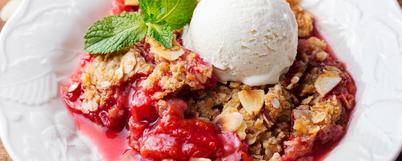 Strawberry Rhubarb Crisp