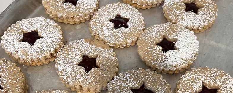 Linzer Cookies